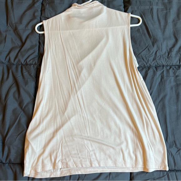 Banana Republic mock neck top - Picture 3 of 3